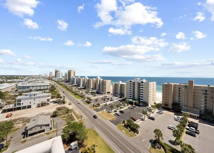 Apartment Crystal Tower 1101 By Youngs Suncoast *